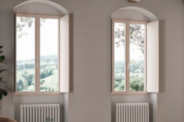Gli scuretti interni aggiungono un tocco elegante a qualsiasi ambiente della casa, combinando stile e praticità.